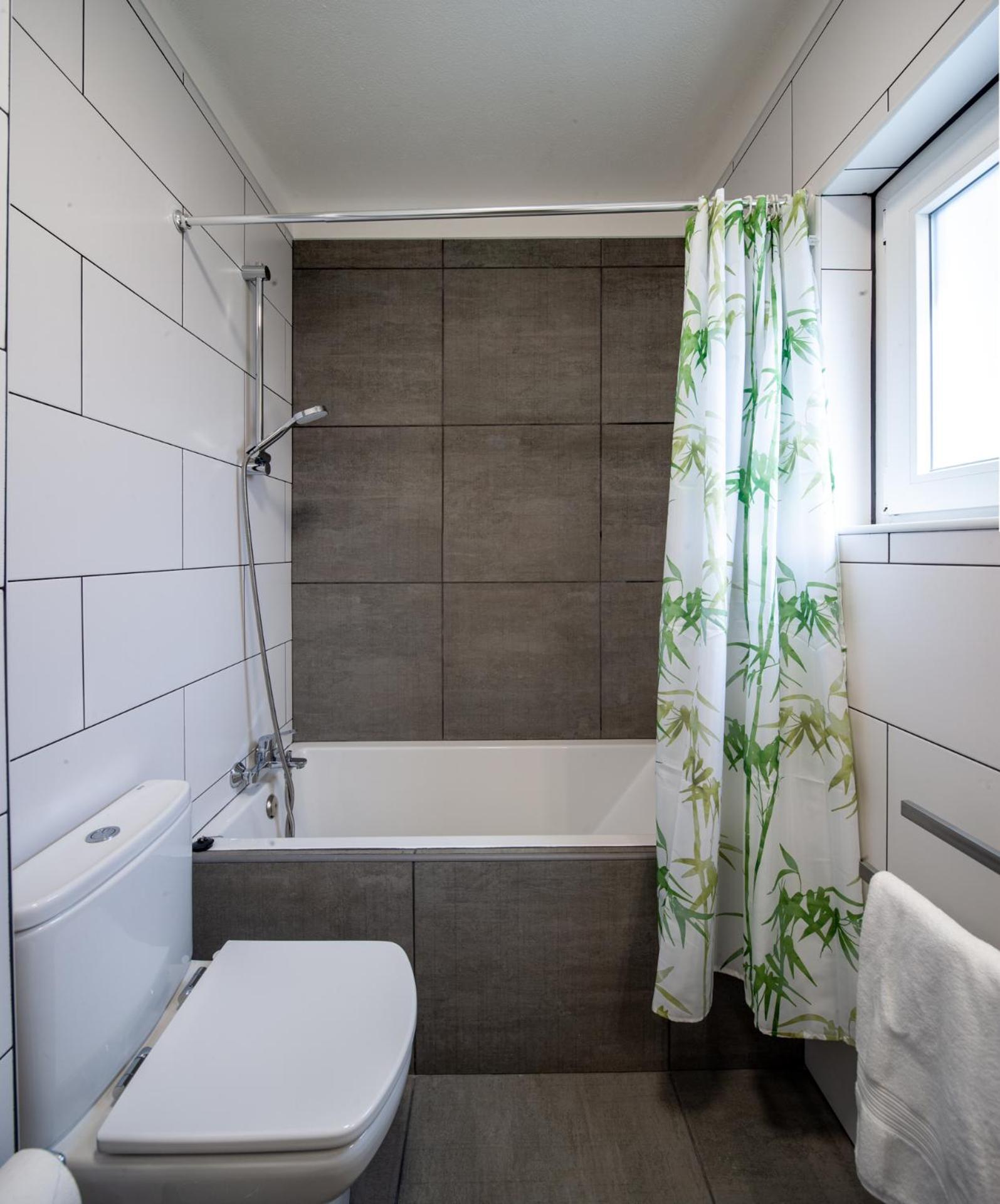 Silver Coast Apartments Tulip 아토우기아다발레이아 외부 사진